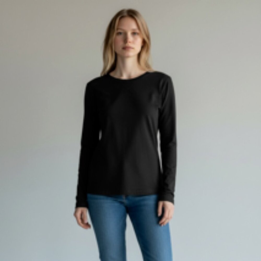 Under Armour  black knit henley